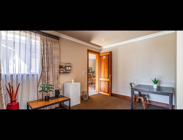 6 BEDROOM HOUSE FOR SALE IN BEDFORDVIEW